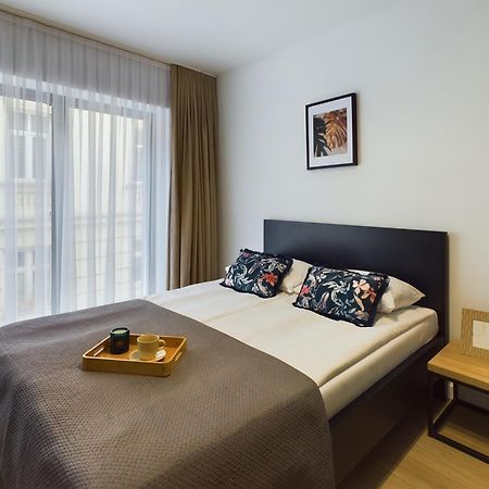 Modern Studios With Air Conditioning In Downtown Krakow By Noclegi Renters Esterno foto