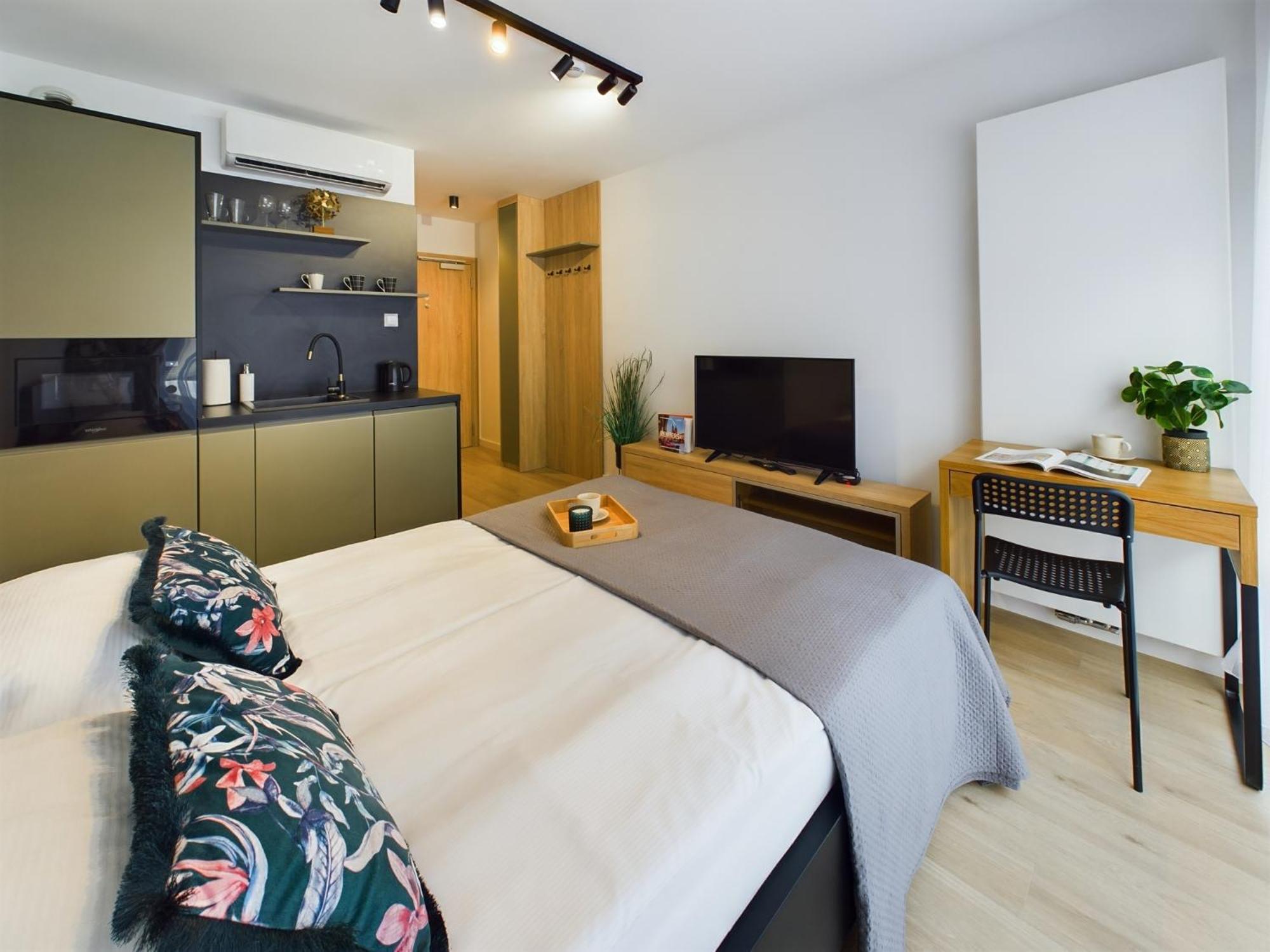 Modern Studios With Air Conditioning In Downtown Krakow By Noclegi Renters Esterno foto